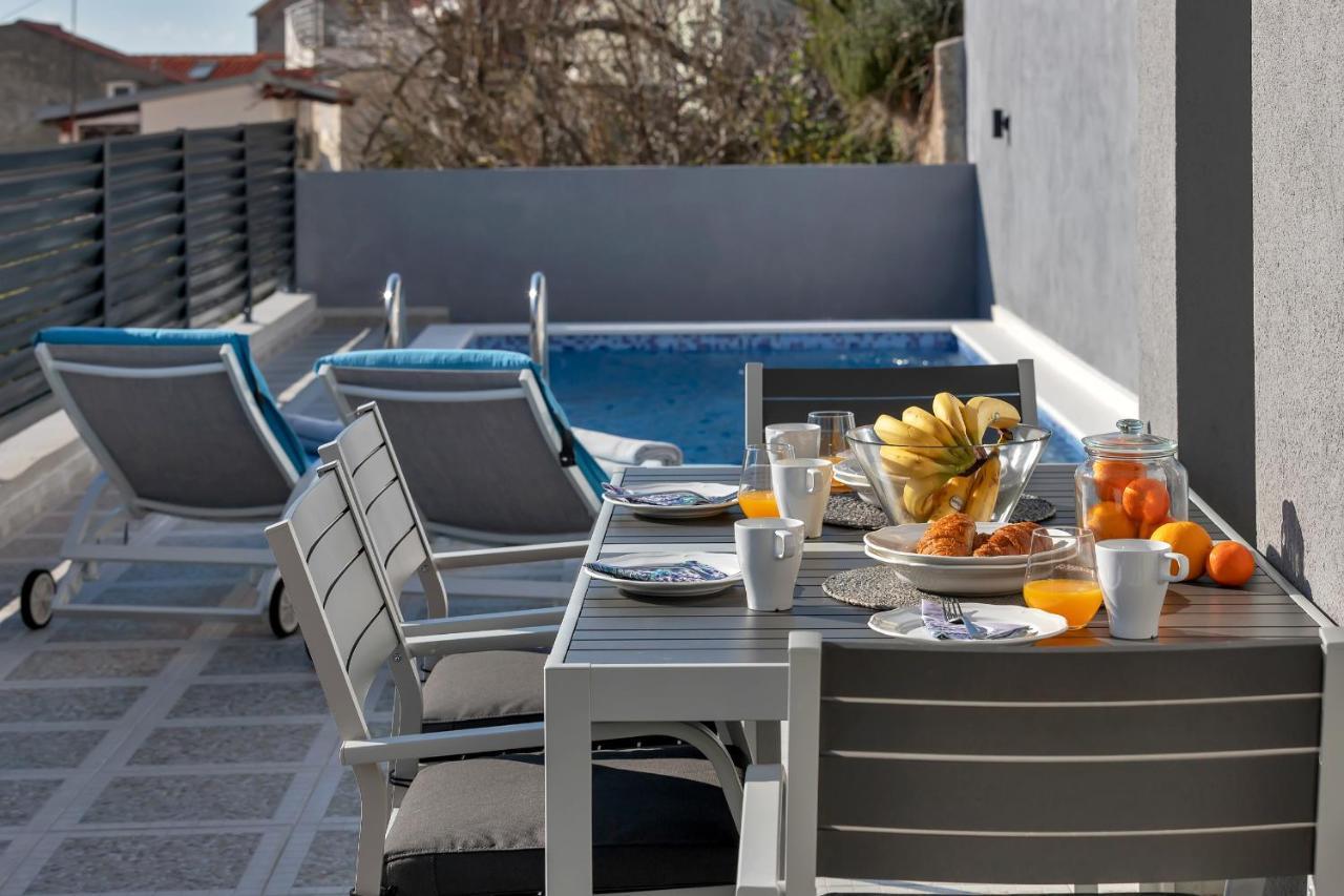 Apartment Lotte With Private Pool In The City Center! Makarska Exterior foto